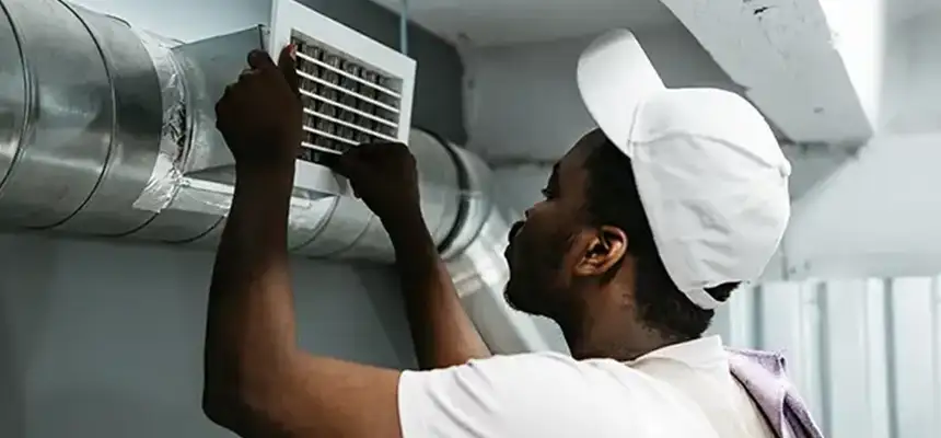 Our Licensed And Insured Cleaners in Grosse Pointe Woods, MI